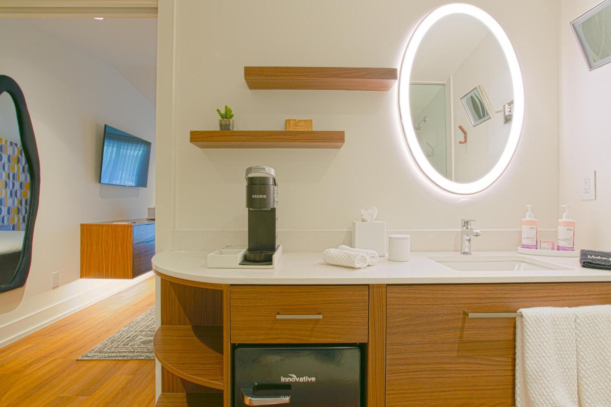 Interstate Inn スティーブンビル エクステリア 写真